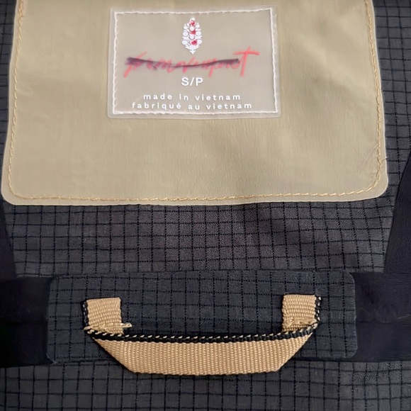 Free People FP Movement Zephyr Packable Ski Snowboard Shell Jacket NWT - Picture 11 of 14